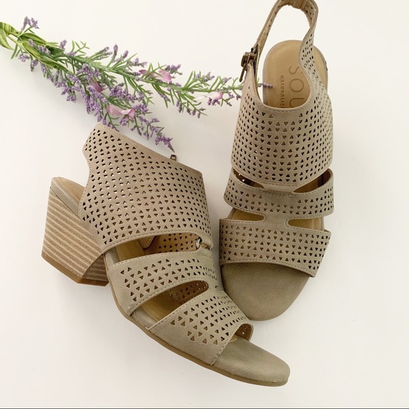 dez sandals from soul by naturalizer